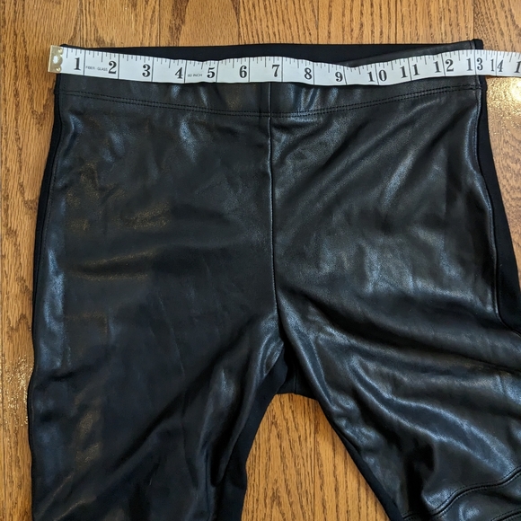DYNAMITE Black Faux Leather Moto Leggings High waisted size XS - Picture 4 of 8